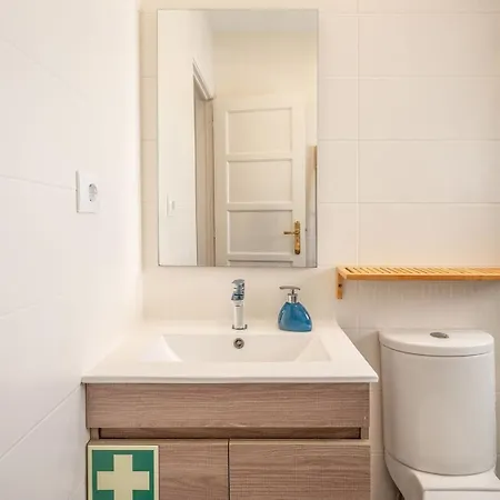 Guestready - Lisbon's Charme Rouge Apartment Lisbon